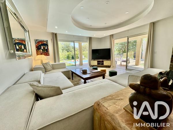 Maison à vendre 5 pièces 130 m² Grimaud