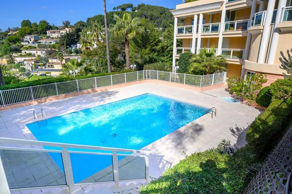Appartement Le Cannet (Bréguière) 3p 93 m2 terrasse, garage, piscine