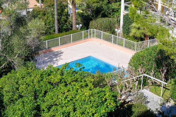 Appartement Le Cannet (Bréguière) 3p 93 m2 terrasse, garage, piscine