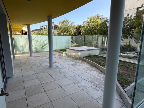 Location Appartement 5 pièces 103.4 m² - Suresnes 92150