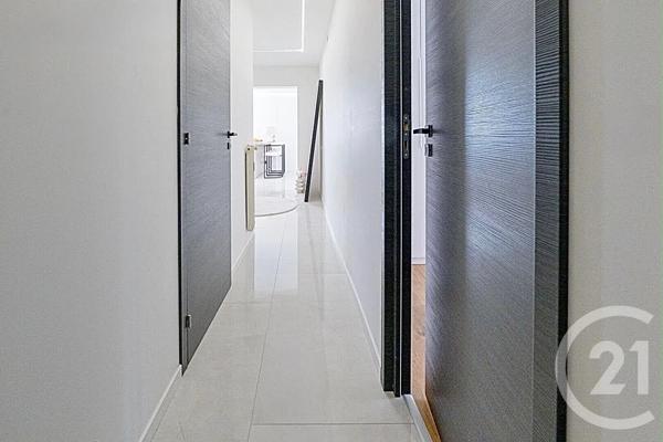 Appartement F4 à vendre  4 pièces - 76,10 m 2   MONTBELIARD  - 25
