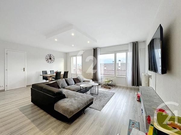 Appartement F4 à vendre  4 pièces - 76,10 m 2   MONTBELIARD  - 25