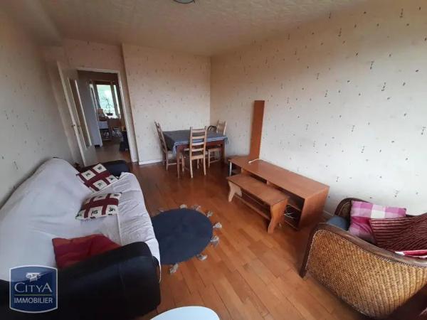 Appartement à louer 3 pièces 60.65m² Firminy (42700)