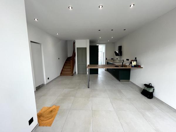 Superbe maison rénovée sur sa totalité