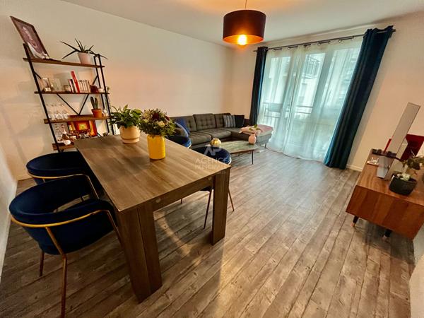 Appartement Cergy 3 pièce(s) 60.99 m2 215 000 € ** - Référence 2248