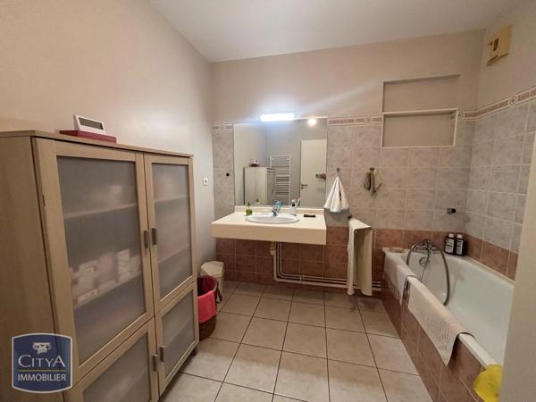 Appartement à louer 4 pièces 80.47m² Limoges (87100)