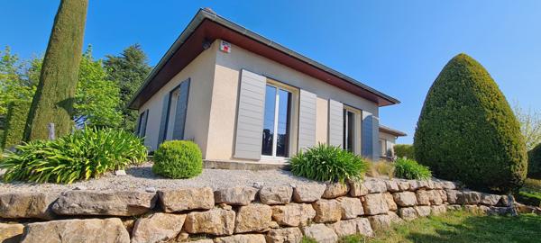 Meyzieu (69330) Villa 7 pièces de 159 m², sous-sol