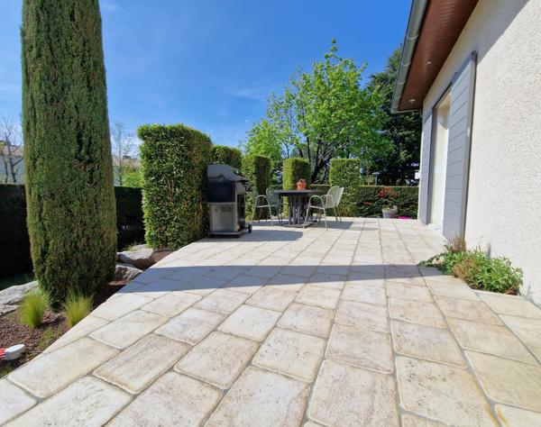 Meyzieu (69330) Villa 7 pièces de 159 m², sous-sol