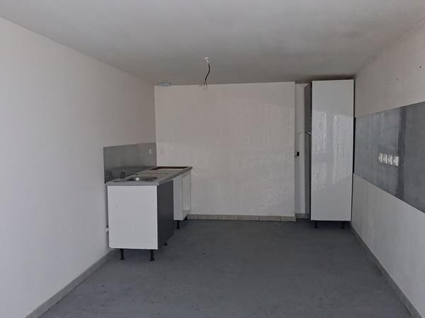 Local commercial Angerville 2 pièces 46.08 m2