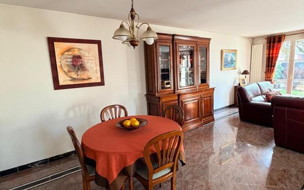 Maison à vendre    5 pièces • 170,96 m2 Joinville-le-Pont