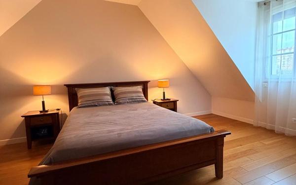 Maison à vendre    5 pièces • 170,96 m2 Joinville-le-Pont