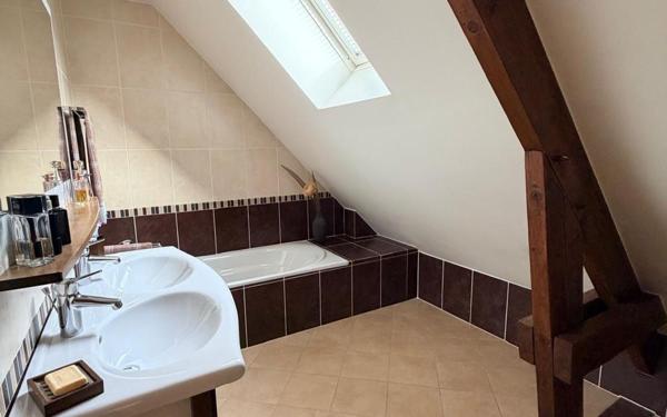 Maison à vendre    5 pièces • 170,96 m2 Joinville-le-Pont