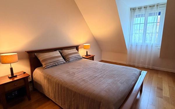 Maison à vendre    5 pièces • 170,96 m2 Joinville-le-Pont