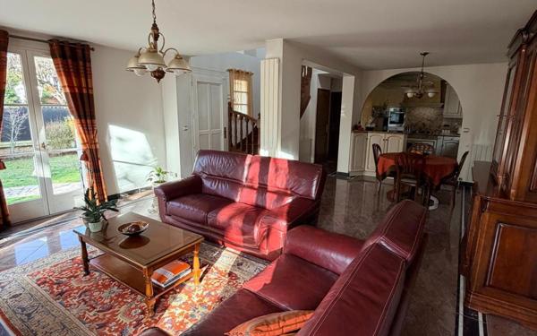 Maison à vendre    5 pièces • 170,96 m2 Joinville-le-Pont