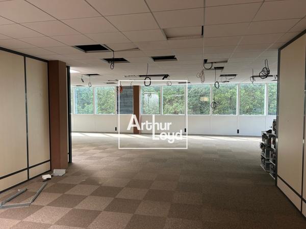 Bureaux à louer à Colomiers au cœur du parc aéronautique avec accès immédiat
