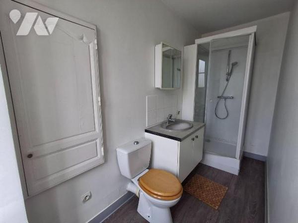 Maison à Vendre à Argentan (61200) disposant d'une surface habitable d'environ 100 m² et est si...
