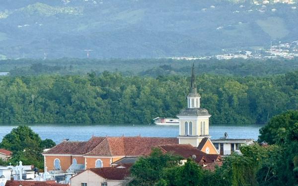 Appartement à louer    2 pièces • 30,81 m2 Les Trois-Îlets