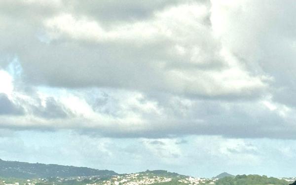 Appartement à louer    2 pièces • 30,81 m2 Les Trois-Îlets