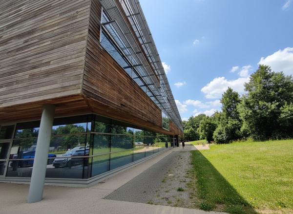 Bureaux à louer à Boigny-sur-Bionne - Proche Orléans (45) - 4 200 m² divisibles à partir de 533 m2 - Loyer attractif 50 euros HT/m²/an