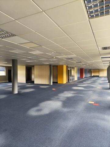 Bureaux à louer à Boigny-sur-Bionne - Proche Orléans (45) - 4 200 m² divisibles à partir de 533 m2 - Loyer attractif 50 euros HT/m²/an