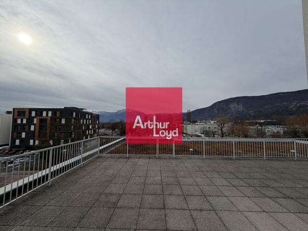 Bureaux à louer à Meylan surface de 292 m² avec parkings privatifs