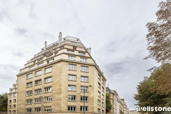 Bureaux à louer à PARIS 75008