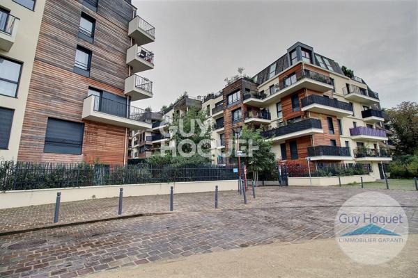 À vendre : Chaville coeur de ville - Appartement contemporain 3 pièces avec balcon et place de parking