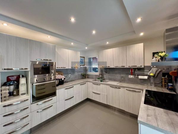 Vente Maison 9 pièces 257 m2 à Lucciana