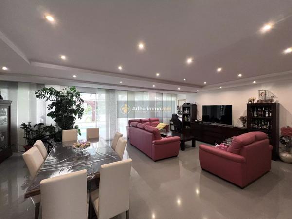 Vente Maison 9 pièces 257 m2 à Lucciana