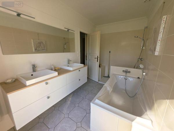 Maison à vendre à Arradon dans le Morbihan (56610), ref : 56096-94