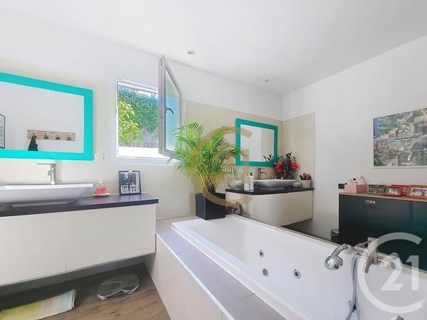 Maison à vendre  4 pièces - 141 m2 DRAGUIGNAN - 83