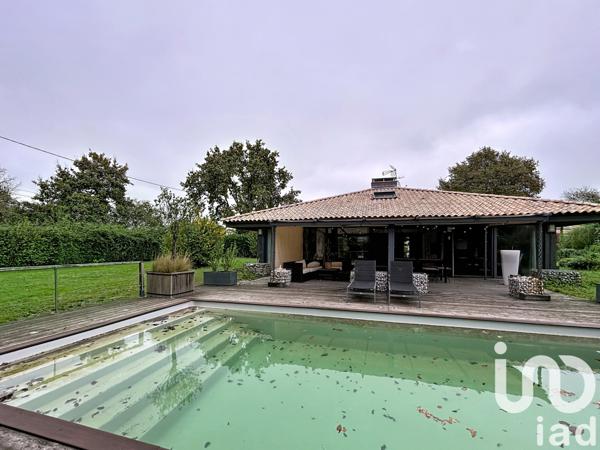 Maison à vendre 5 pièces 137 m² Carignan-de-Bordeaux