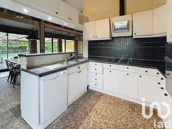 Maison à vendre 5 pièces 137 m² Carignan-de-Bordeaux