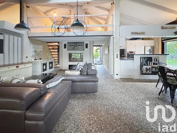 Maison à vendre 5 pièces 137 m² Carignan-de-Bordeaux