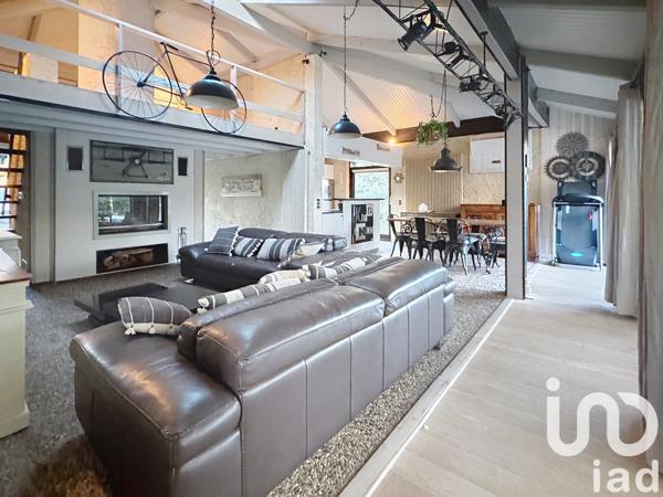 Maison à vendre 5 pièces 137 m² Carignan-de-Bordeaux