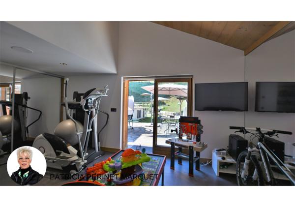 Maison 8 pièces - 273 m² Exclusivité efficity