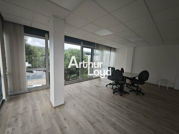 BUREAUX A LOUER DE 160M² SAINT LAURENT DU VAR