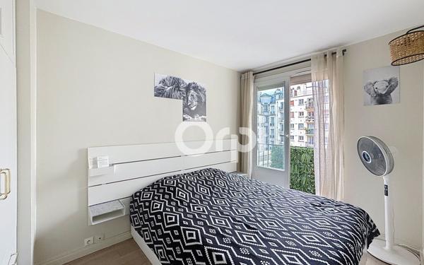 Appartement à vendre    4 pièces • 71,81 m2 Paris 15