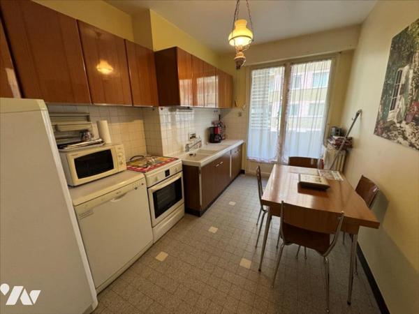 APPARTEMENT + CAVE+ GARAGE