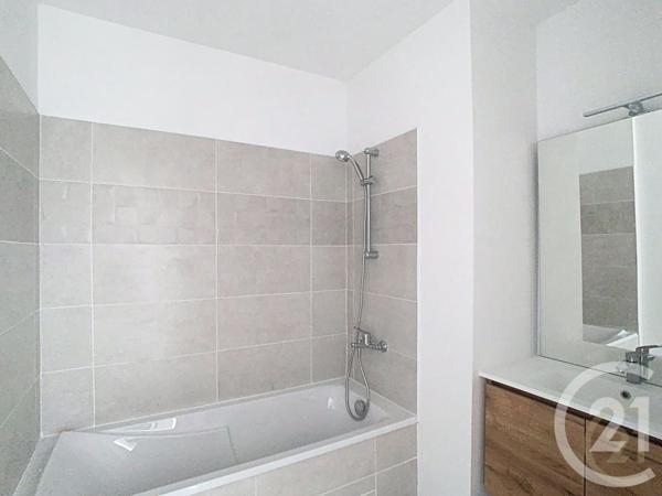 Appartement F3 à vendre  3 pièces - 62,55 m2 POLLESTRES - 66