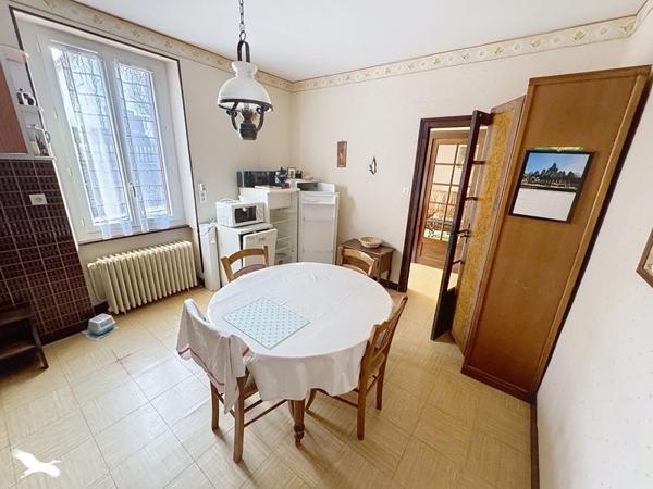 Maison à vendre 119 000 € Saint-Yrieix-la-Perche 6 p 110 m² DPE E