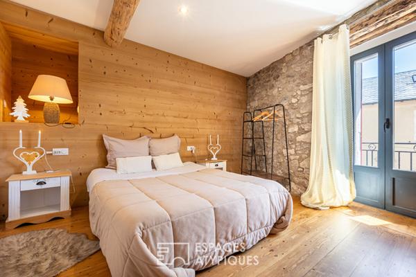 Ancien presbitère rénové en maison ou chambres d’hôtes à la montagne