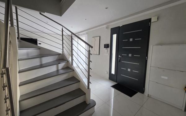 Maison à vendre    5 pièces •  Triel-sur-Seine