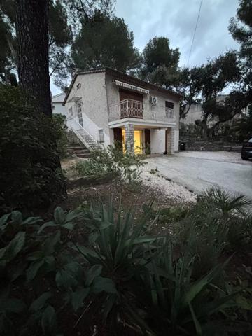 Location Maison 4 pièces 110 m2 à Six-Fours-les-Plages