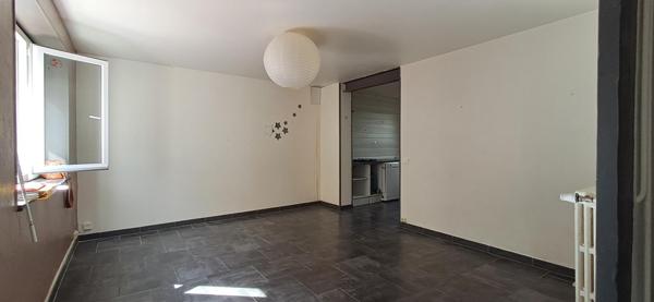 Maison de village 96 m2 3 chambres en bon état