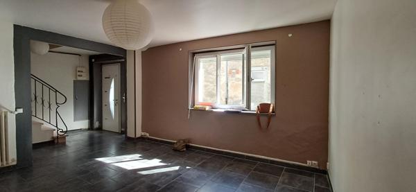 Maison de village 96 m2 3 chambres en bon état