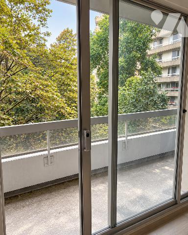 Studio 36 m² avec balcon – Paris 15e – Saint-Lambert / Vaugirard