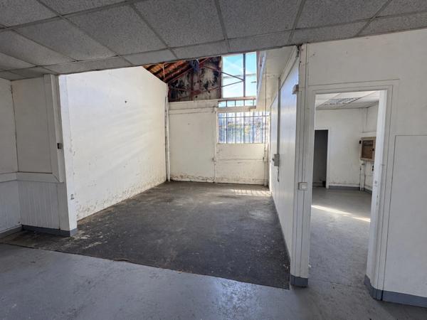 Local commercial à louer à Draveil (91)– bâtiment indépendant et façade sur rue