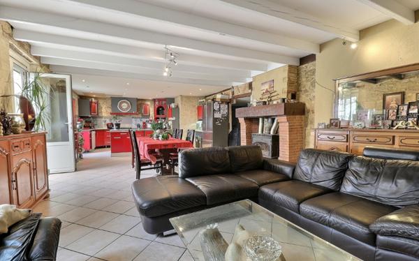 Maison de famille en pierre ? 258 m² + dépendances ? Saint-Antoine-de-Breuilh, Bordeaux en 45 min