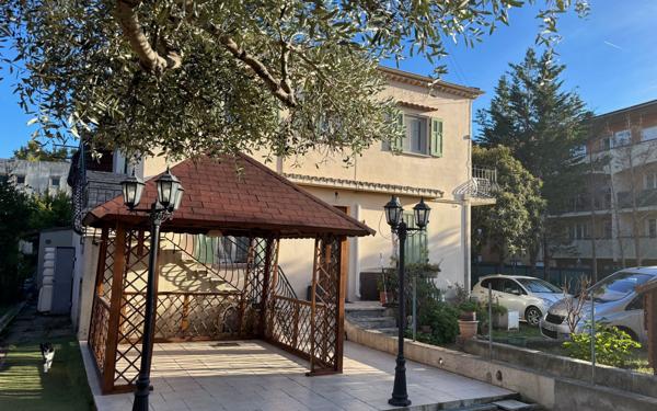 Appartement à louer    2 pièces •  Mouans-Sartoux